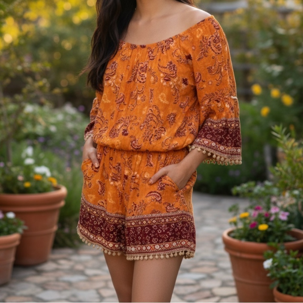Mudd Women's Sz Small Off Shoulder Romper Mustard Red Floral Paisley Bell Sleeve